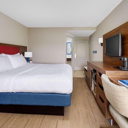 Hampton Inn Ft. Lauderdale-Cypress Creek Fort Lauderdale Eksteriør billede