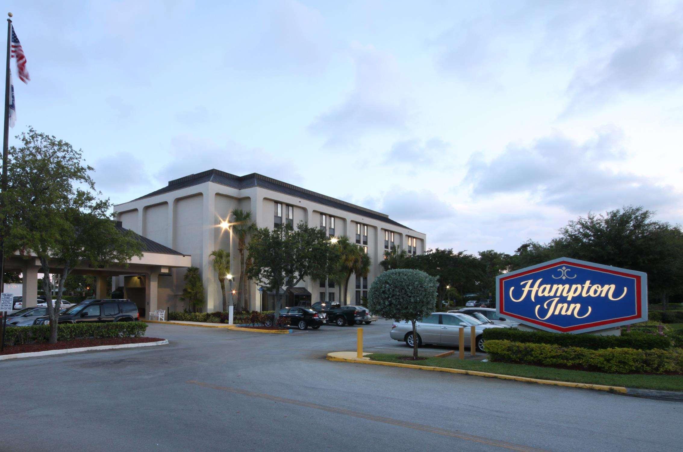 Hampton Inn Ft. Lauderdale-Cypress Creek Fort Lauderdale Eksteriør billede