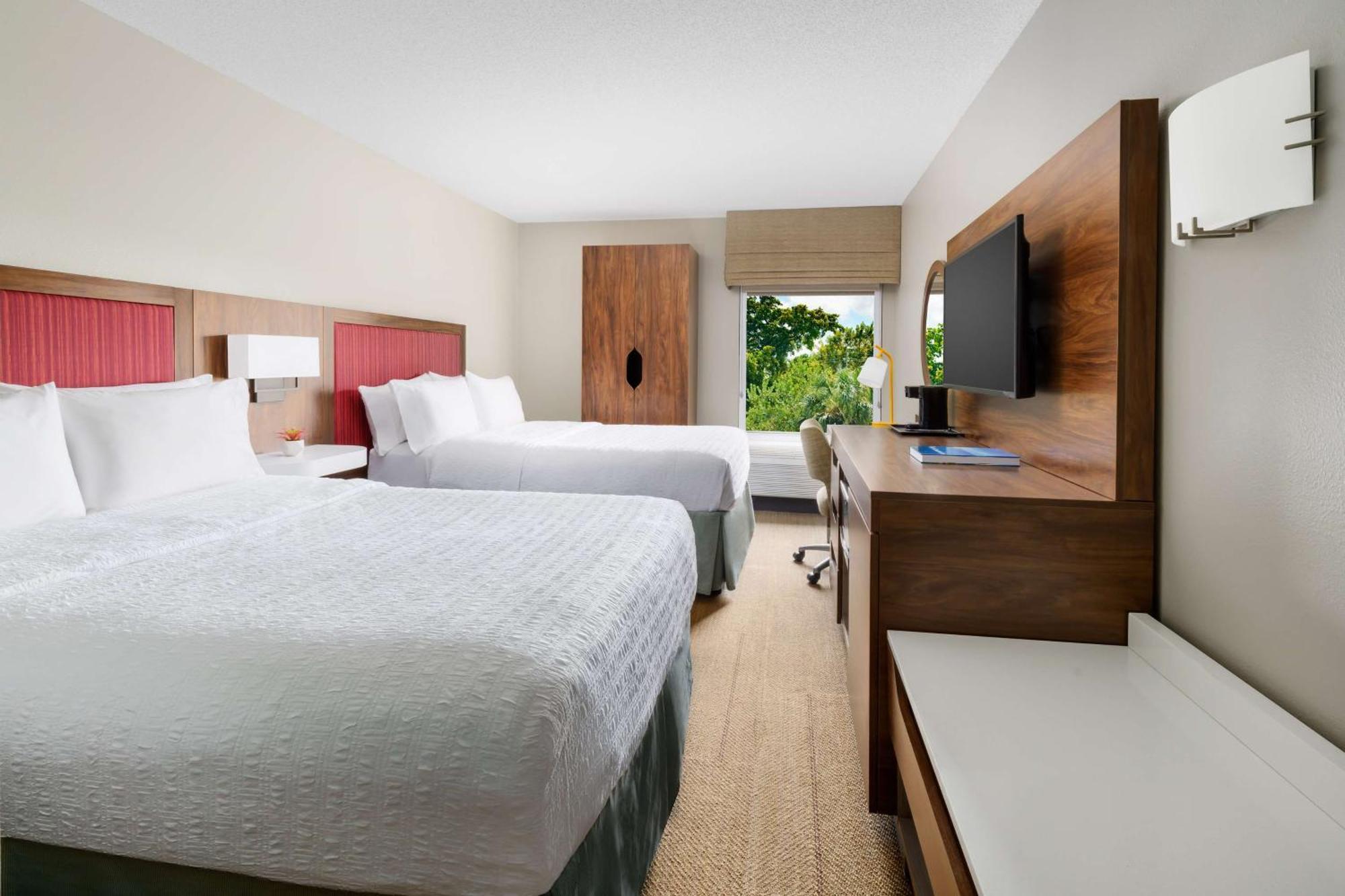 Hampton Inn Ft. Lauderdale-Cypress Creek Fort Lauderdale Eksteriør billede